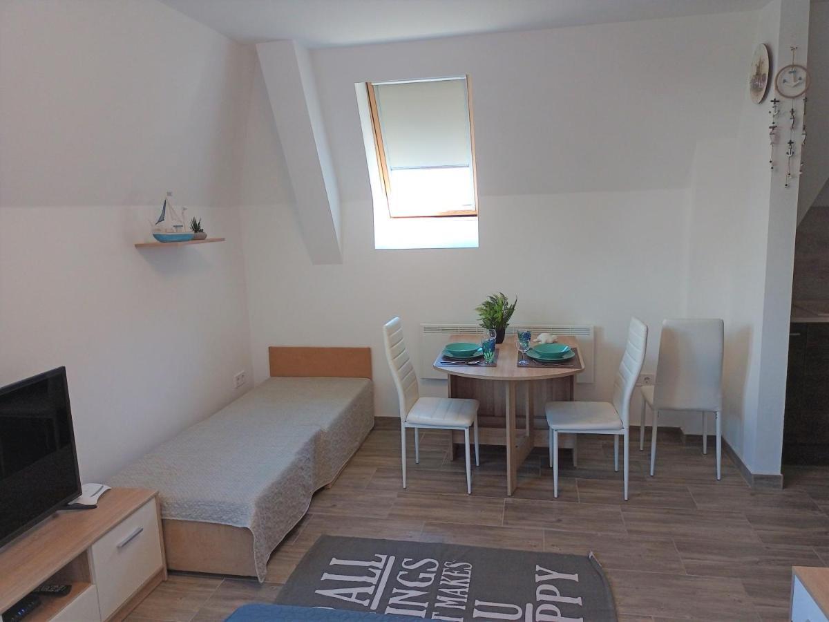 Szellorozsa Apartman Фоньод Экстерьер фото
